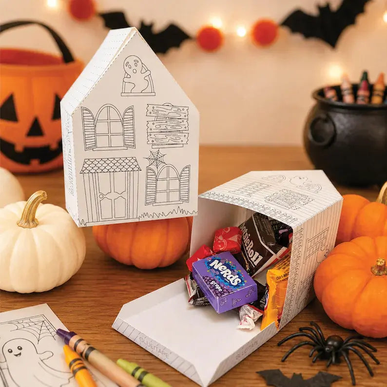 Décoration d'Halloween créative à imprimer avec 6 maisons 3D à construire